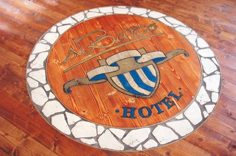 Hotel Al Barco ซานโต ซติโน ดิ ลิเวนซา ภายนอก รูปภาพ